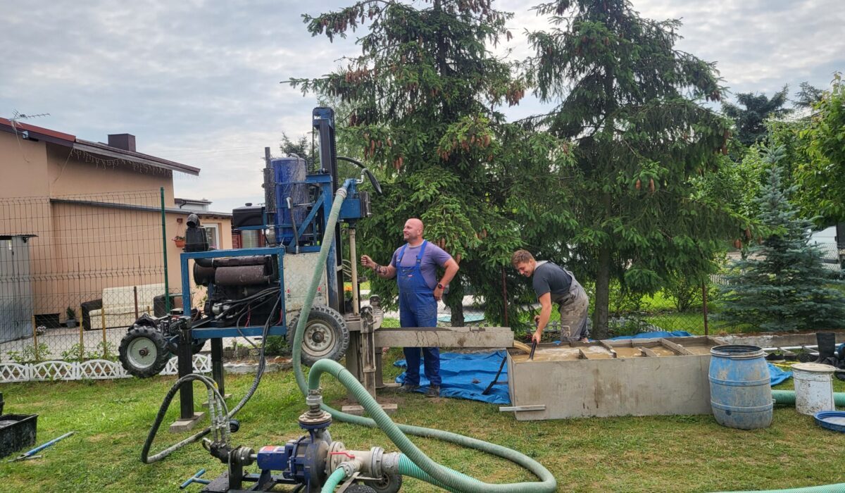 Miejsce wiercenia studni głębinowej.
